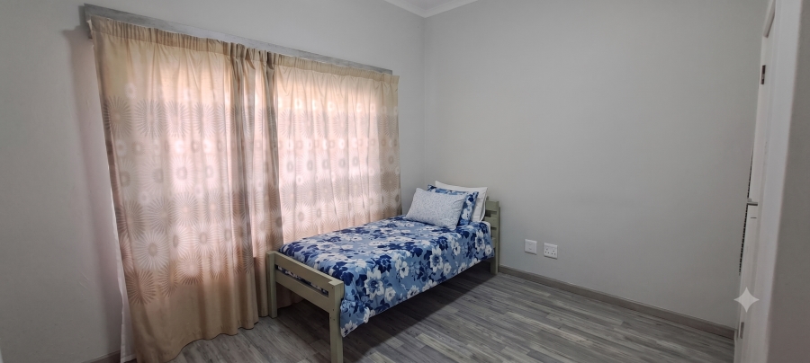 To Let 3 Bedroom Property for Rent in Maraisburg Gauteng