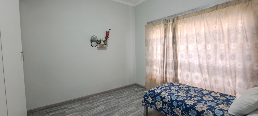 To Let 3 Bedroom Property for Rent in Maraisburg Gauteng