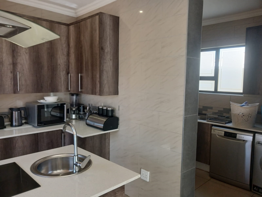 3 Bedroom Property for Sale in Zambezi Manor Lifestyle Estate Gauteng