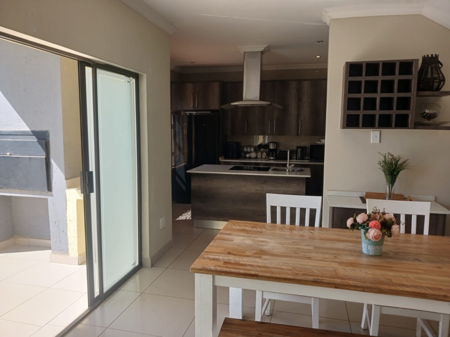 3 Bedroom Property for Sale in Zambezi Manor Lifestyle Estate Gauteng