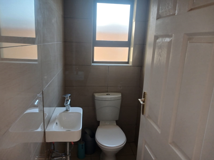 3 Bedroom Property for Sale in Zambezi Manor Lifestyle Estate Gauteng