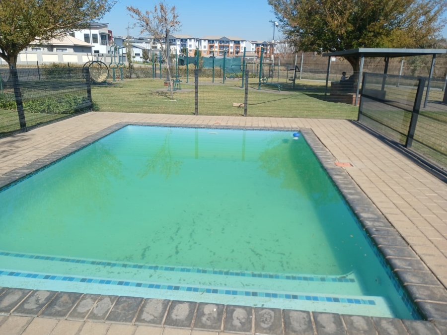 3 Bedroom Property for Sale in Zambezi Manor Lifestyle Estate Gauteng