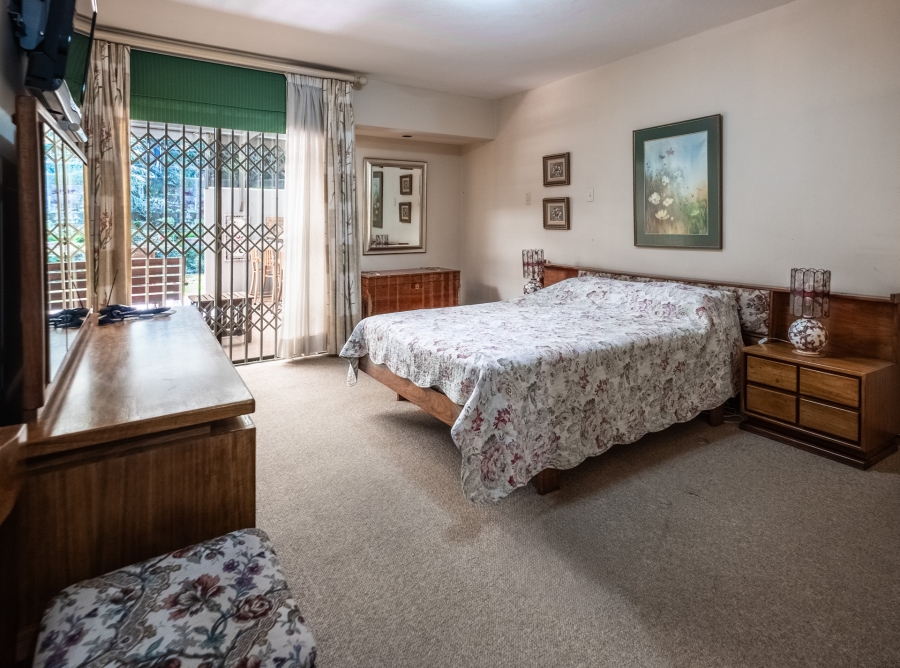 2 Bedroom Property for Sale in Faerie Glen Gauteng