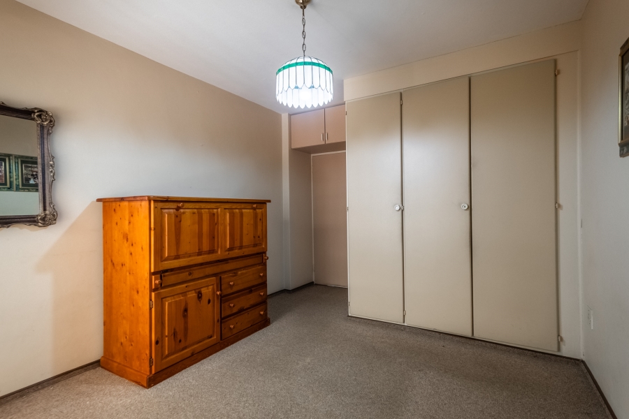 2 Bedroom Property for Sale in Faerie Glen Gauteng
