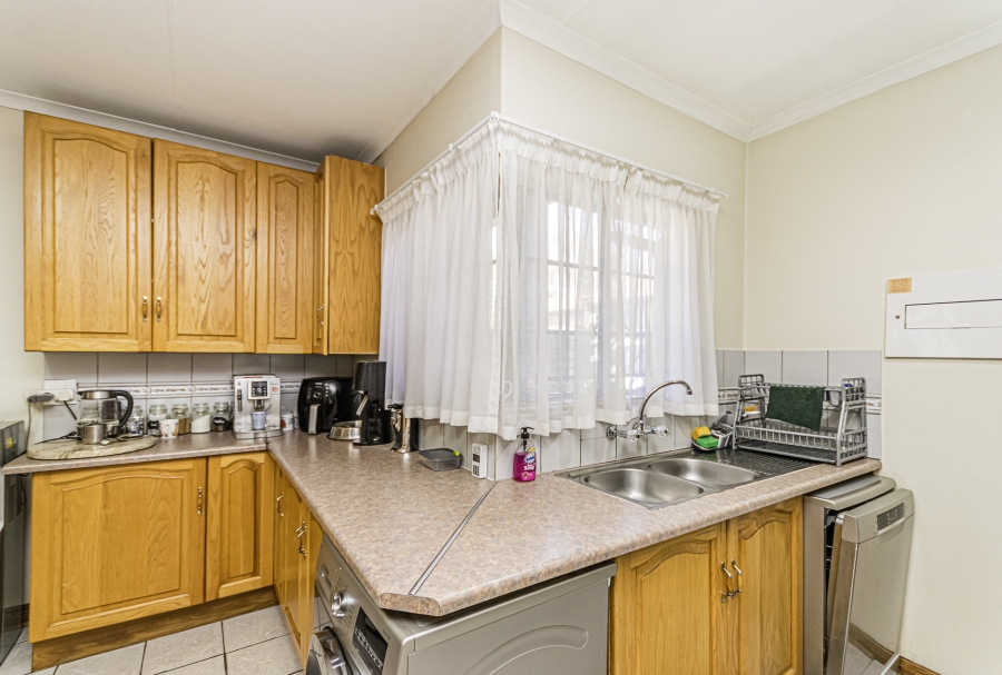 3 Bedroom Property for Sale in Hennopspark Gauteng