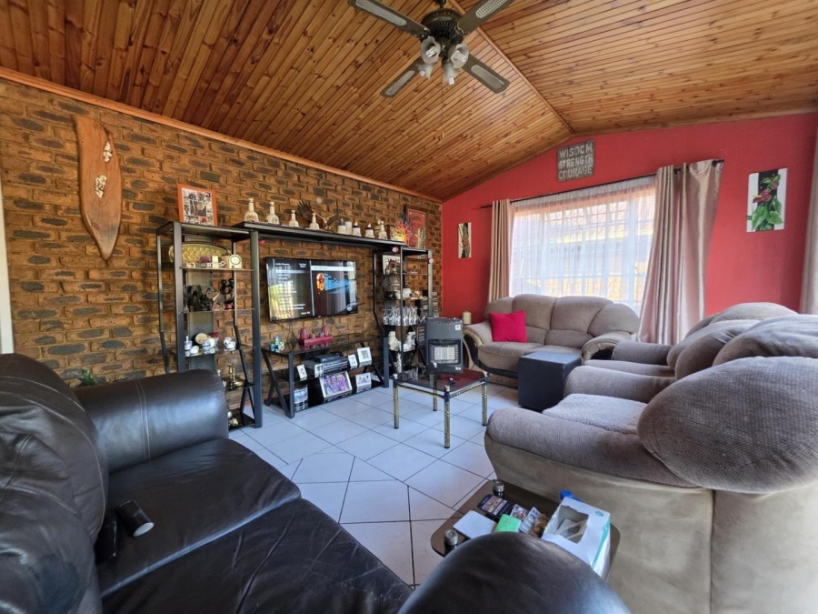 3 Bedroom Property for Sale in Randhart Gauteng