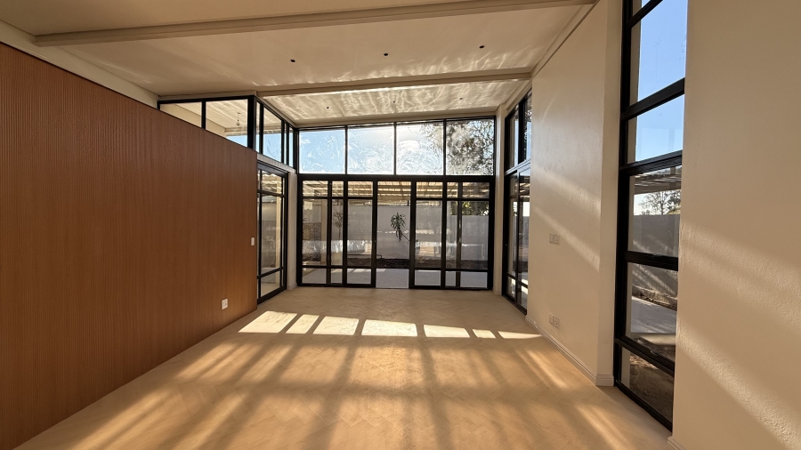 To Let 2 Bedroom Property for Rent in Bryanston Gauteng