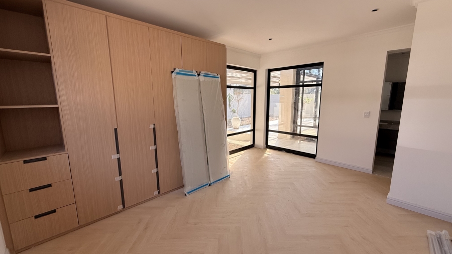 To Let 2 Bedroom Property for Rent in Bryanston Gauteng