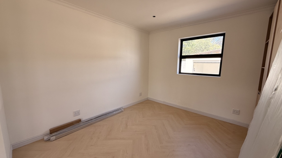 To Let 2 Bedroom Property for Rent in Bryanston Gauteng
