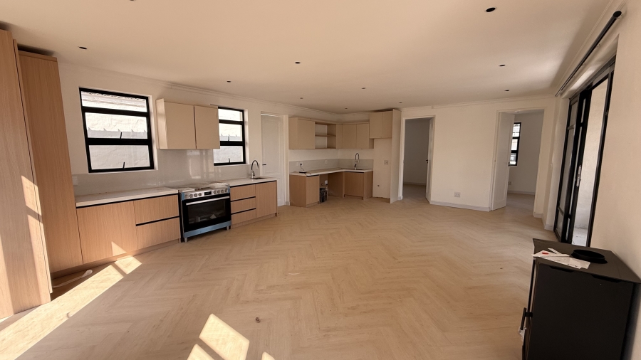 To Let 2 Bedroom Property for Rent in Bryanston Gauteng