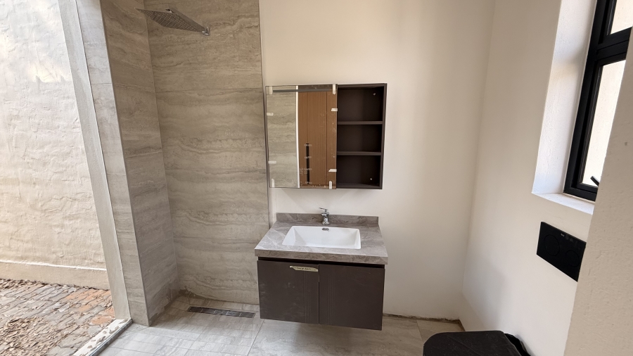 To Let 2 Bedroom Property for Rent in Bryanston Gauteng