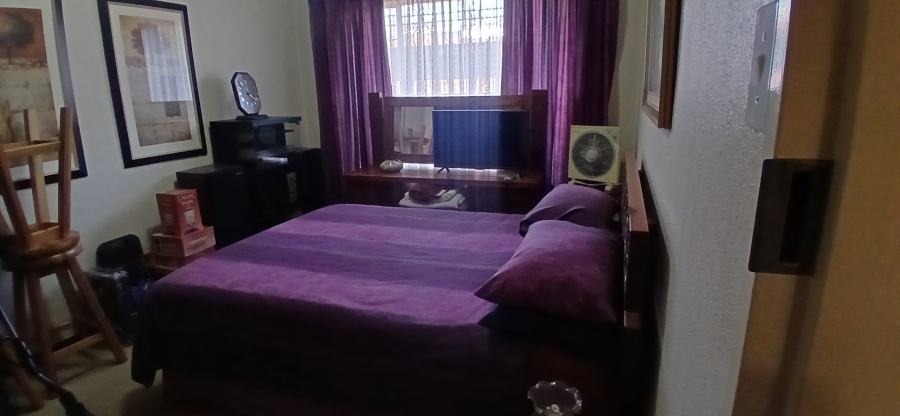 2 Bedroom Property for Sale in New Redruth Gauteng