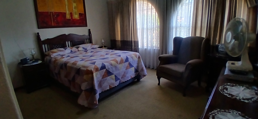 2 Bedroom Property for Sale in New Redruth Gauteng