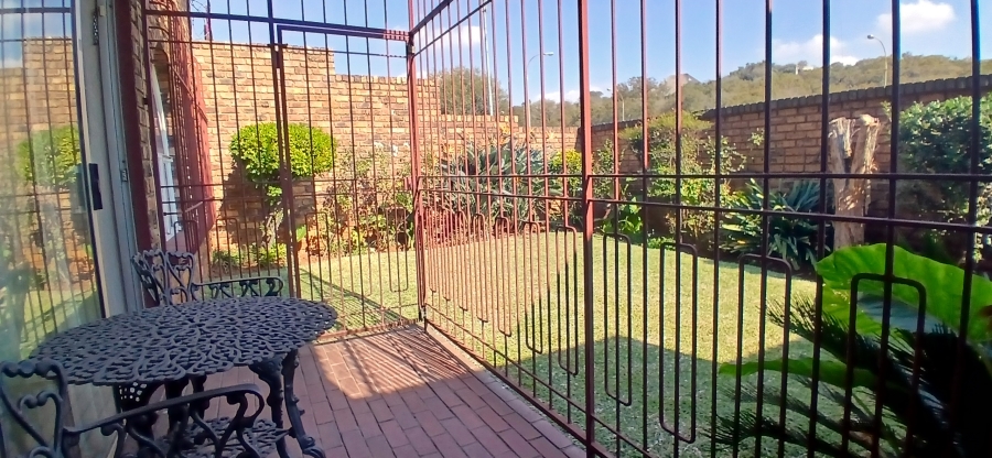 2 Bedroom Property for Sale in New Redruth Gauteng