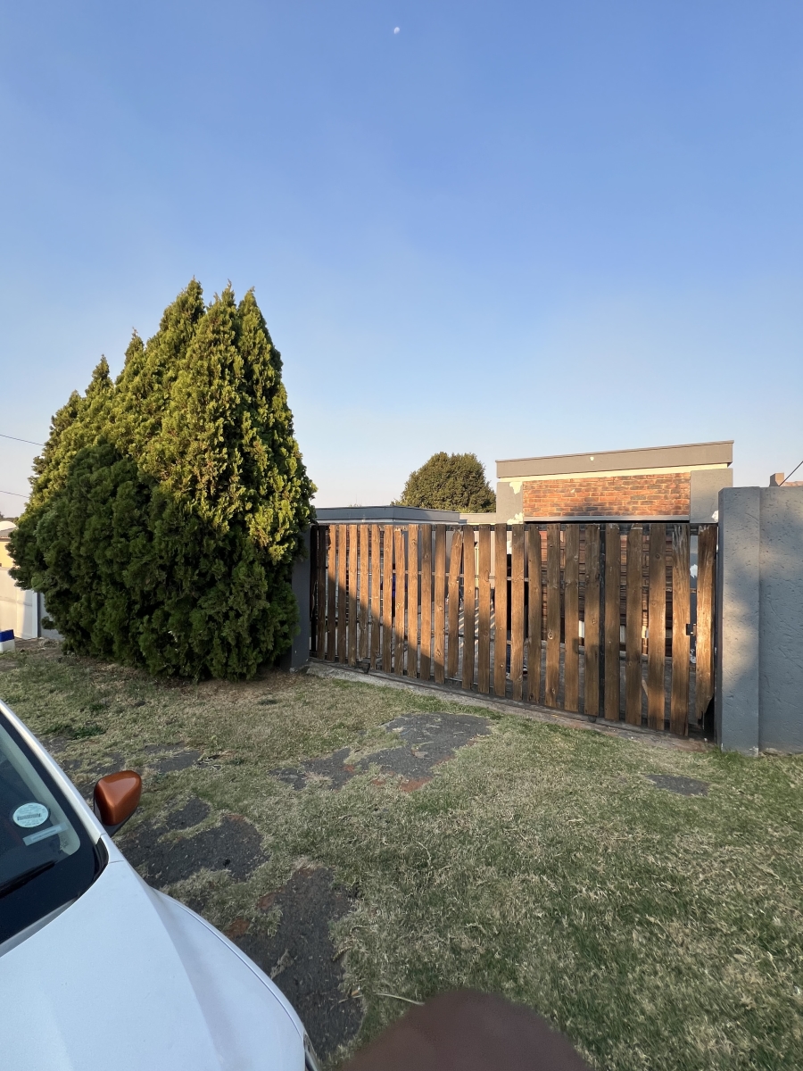 3 Bedroom Property for Sale in Greymont Gauteng
