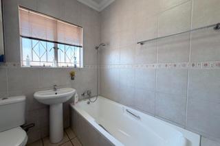 4 Bedroom Property for Sale in Brackendowns Gauteng