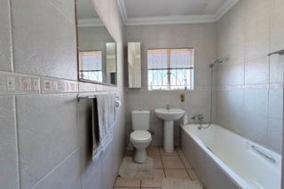 4 Bedroom Property for Sale in Brackendowns Gauteng