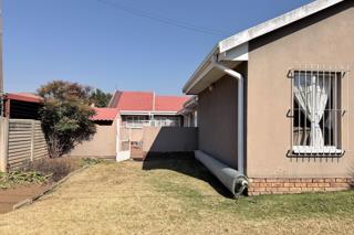 4 Bedroom Property for Sale in Brackendowns Gauteng
