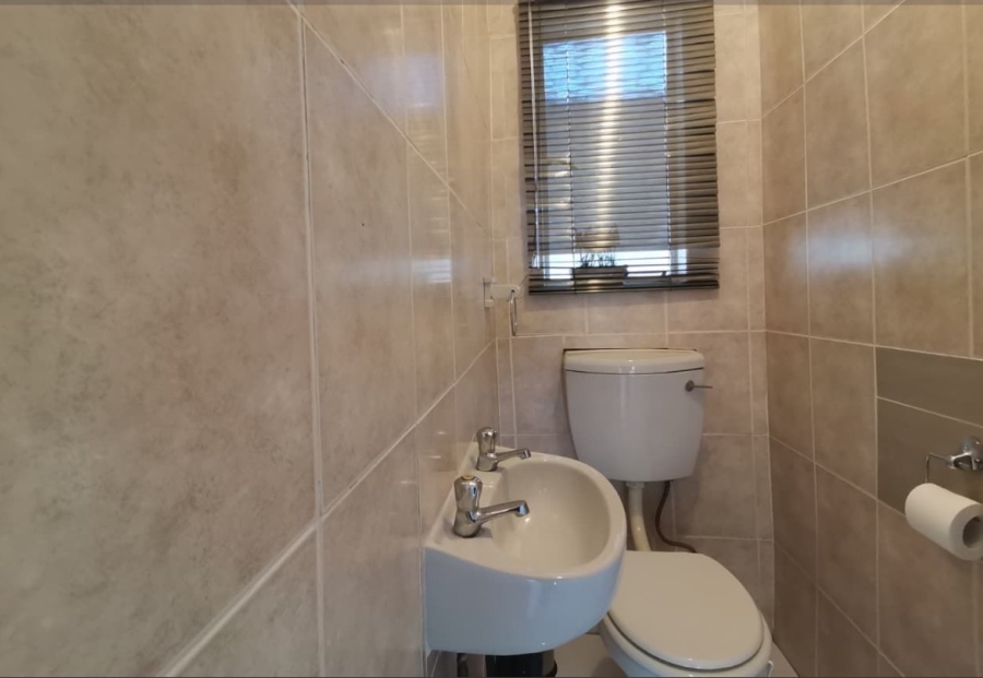 2 Bedroom Property for Sale in Naturena Gauteng