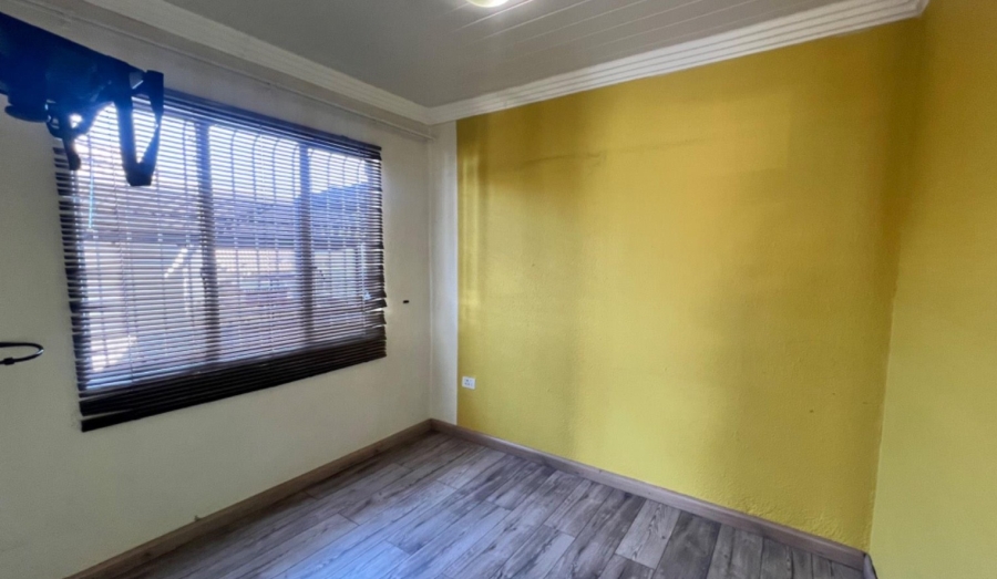 2 Bedroom Property for Sale in Naturena Gauteng