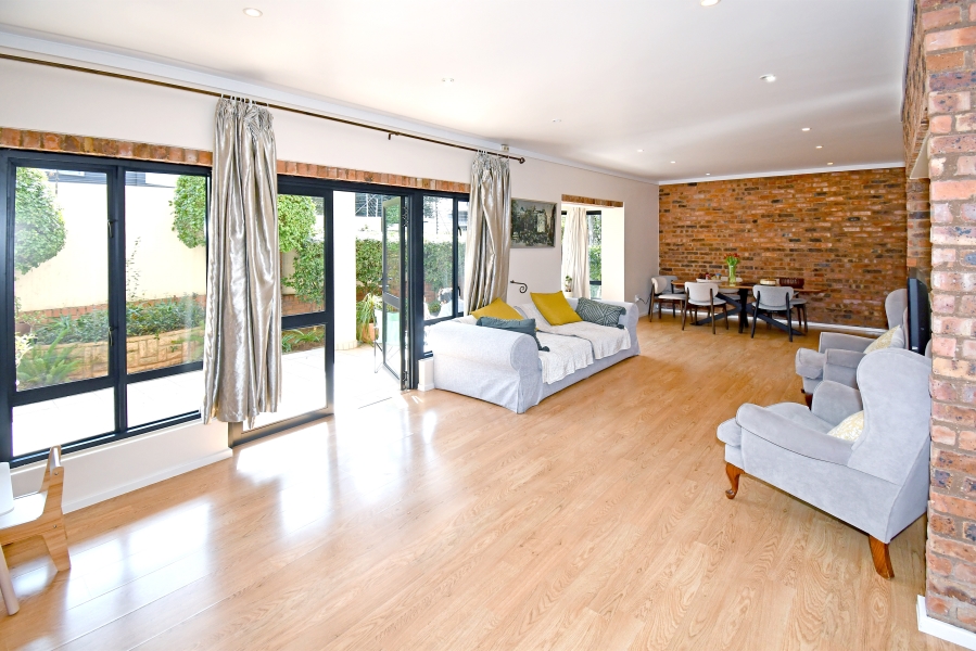 2 Bedroom Property for Sale in Morningside Gauteng