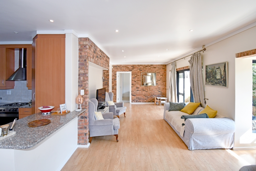 2 Bedroom Property for Sale in Morningside Gauteng
