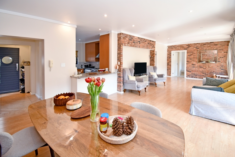 2 Bedroom Property for Sale in Morningside Gauteng