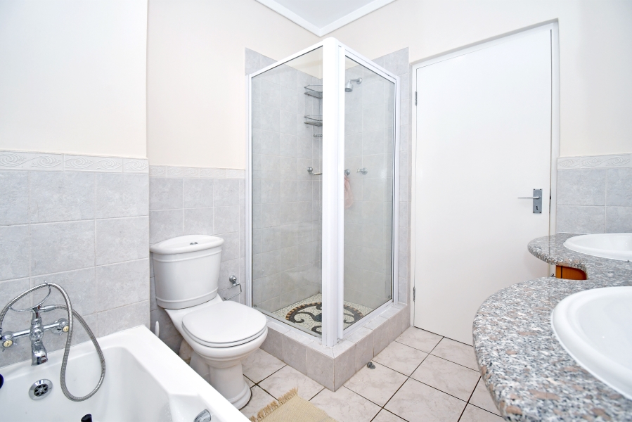 2 Bedroom Property for Sale in Morningside Gauteng