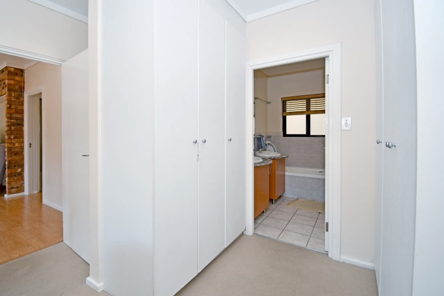 2 Bedroom Property for Sale in Morningside Gauteng