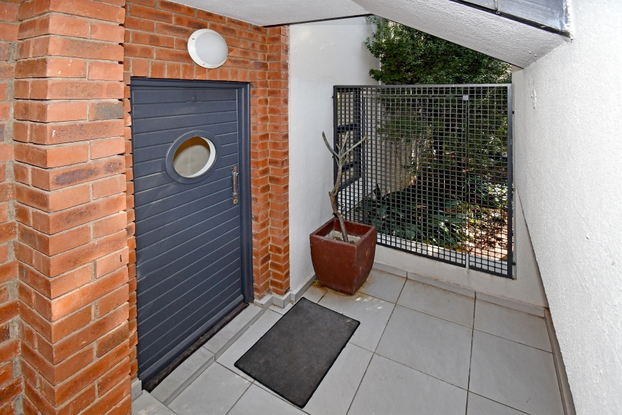 2 Bedroom Property for Sale in Morningside Gauteng