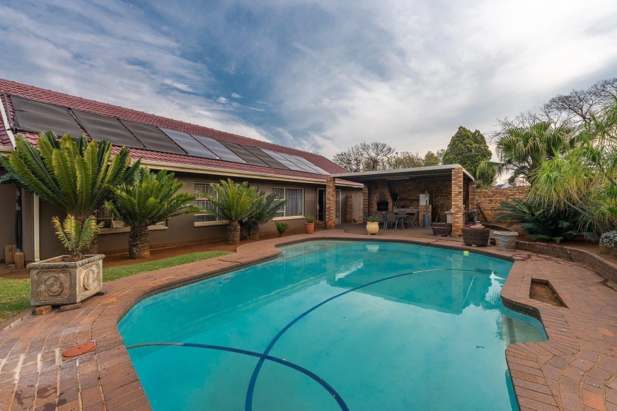 4 Bedroom Property for Sale in Albemarle Gauteng