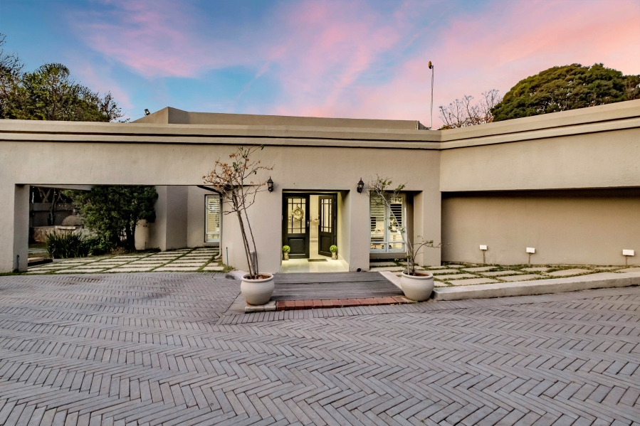 4 Bedroom Property for Sale in Morningside Manor Gauteng