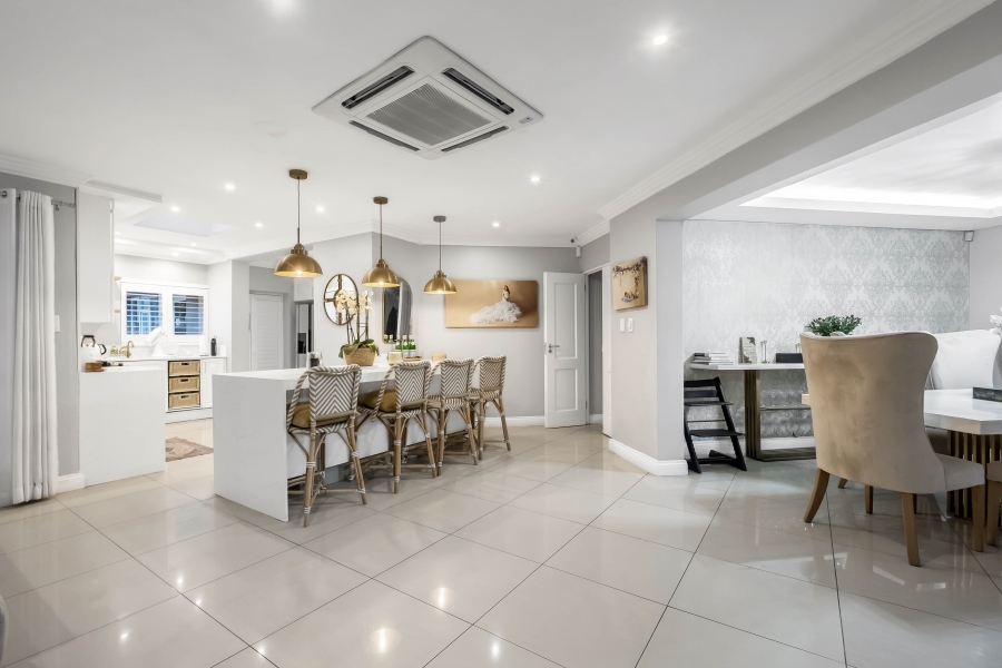 4 Bedroom Property for Sale in Morningside Manor Gauteng