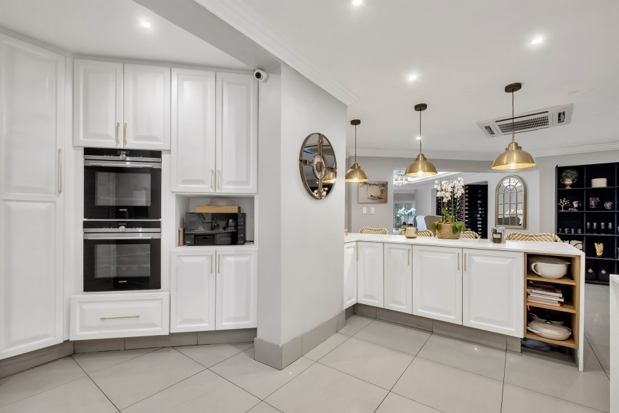 4 Bedroom Property for Sale in Morningside Manor Gauteng