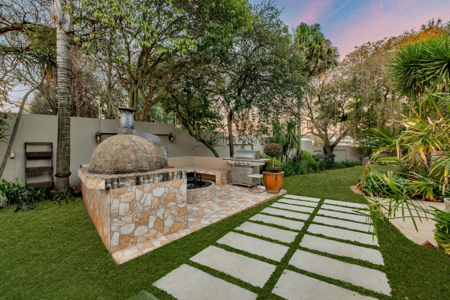 4 Bedroom Property for Sale in Morningside Manor Gauteng