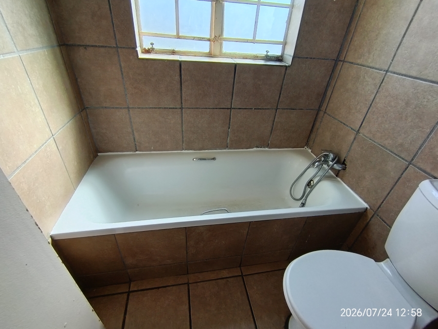 To Let 2 Bedroom Property for Rent in Kempton Park Central Gauteng