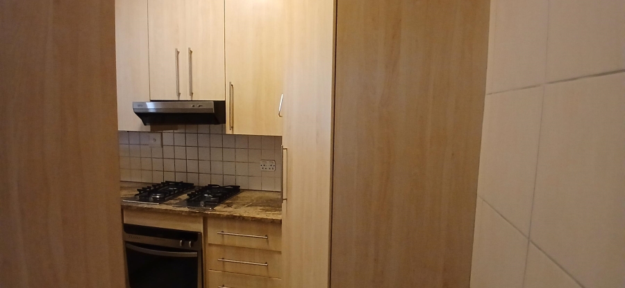 To Let 1 Bedroom Property for Rent in Craighall Park Gauteng