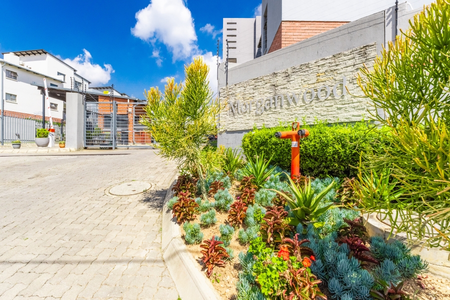 To Let 3 Bedroom Property for Rent in Barbeque Downs Gauteng