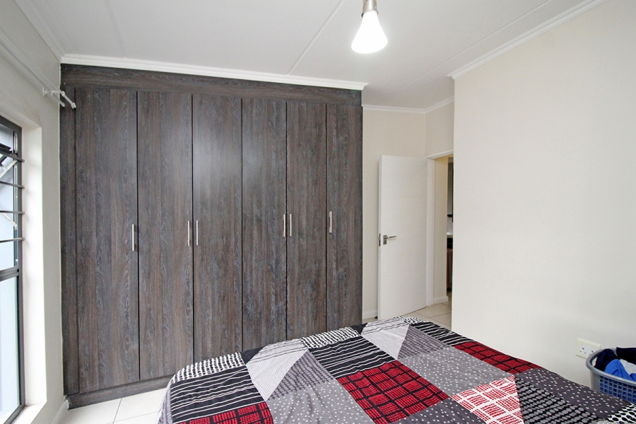 To Let 3 Bedroom Property for Rent in Modderfontein Gauteng