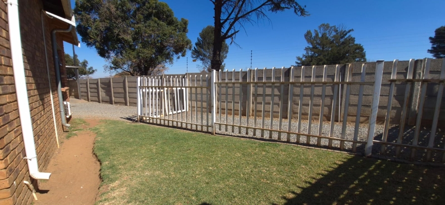 2 Bedroom Property for Sale in Minnebron Gauteng