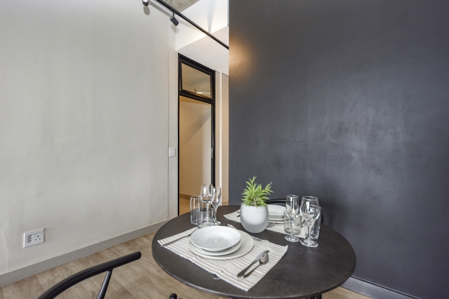 1 Bedroom Property for Sale in Sandown Gauteng