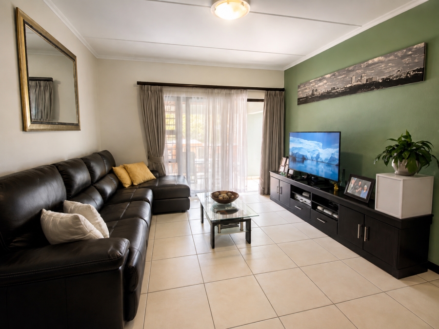 To Let 2 Bedroom Property for Rent in Greenstone Hill Gauteng