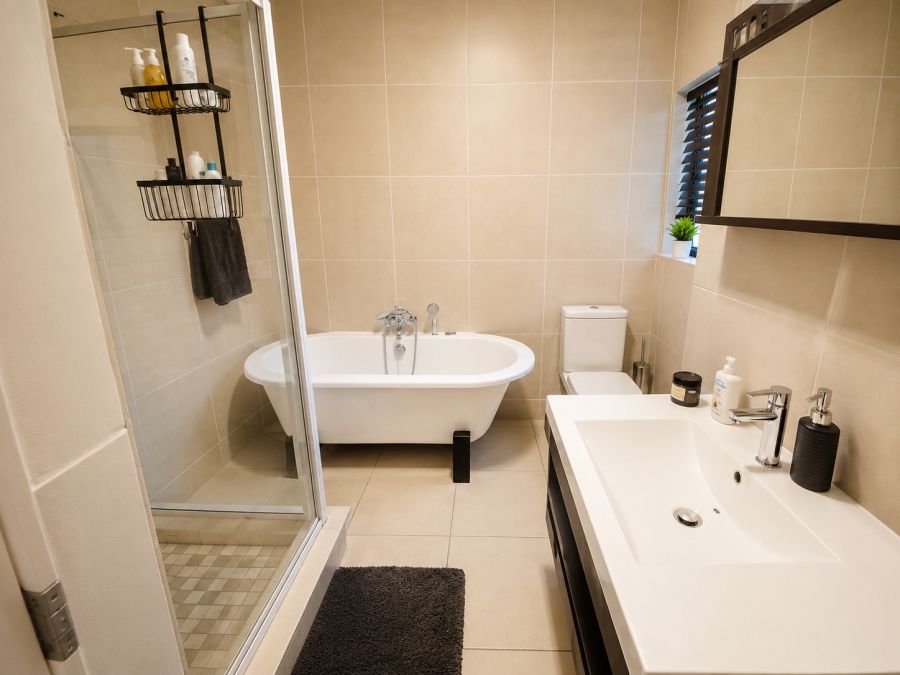 To Let 2 Bedroom Property for Rent in Greenstone Hill Gauteng