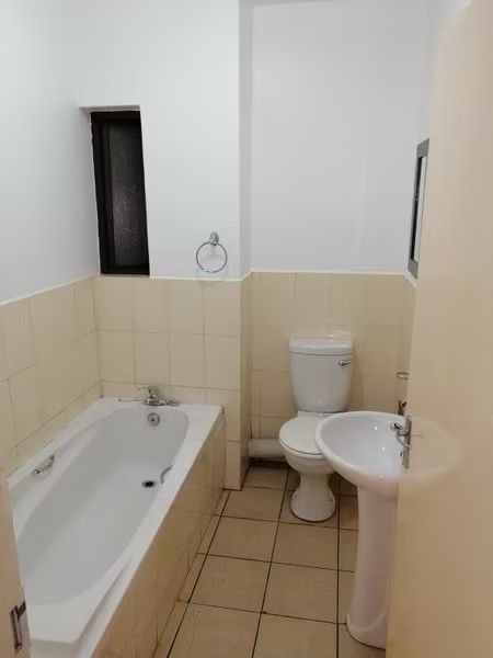 To Let 2 Bedroom Property for Rent in Sunnyrock Gauteng