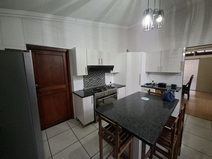 3 Bedroom Property for Sale in Lombardy East Gauteng