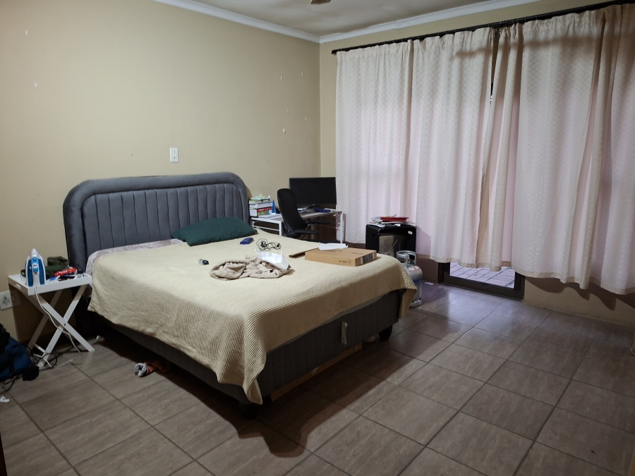 3 Bedroom Property for Sale in Lombardy East Gauteng