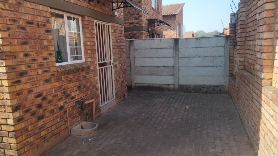 2 Bedroom Property for Sale in Bellairspark Gauteng