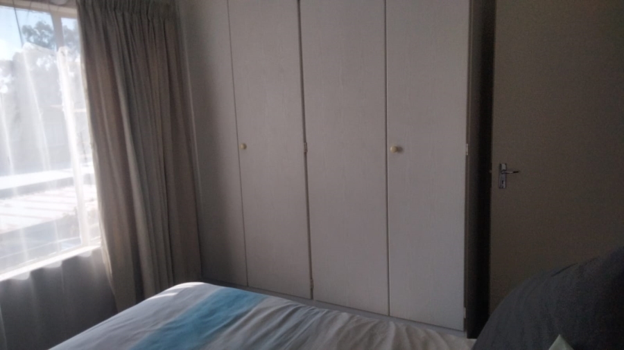 2 Bedroom Property for Sale in Bellairspark Gauteng
