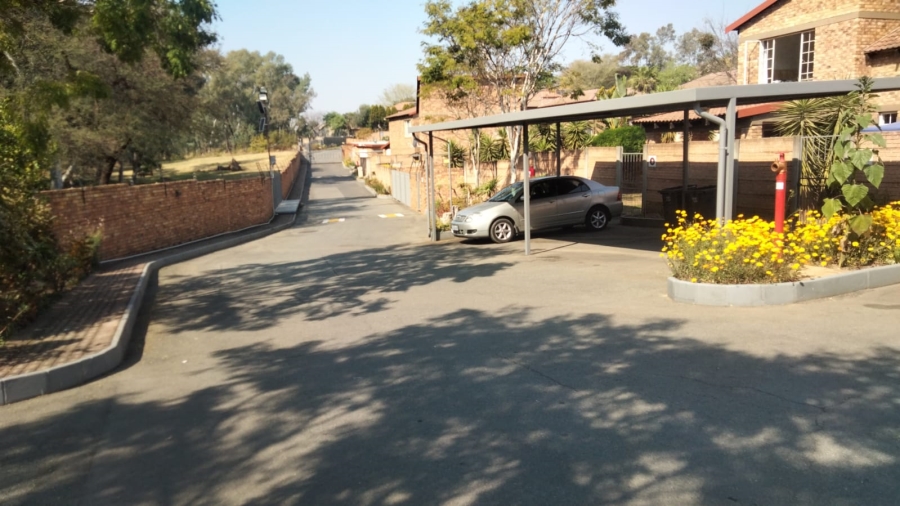 2 Bedroom Property for Sale in Bellairspark Gauteng