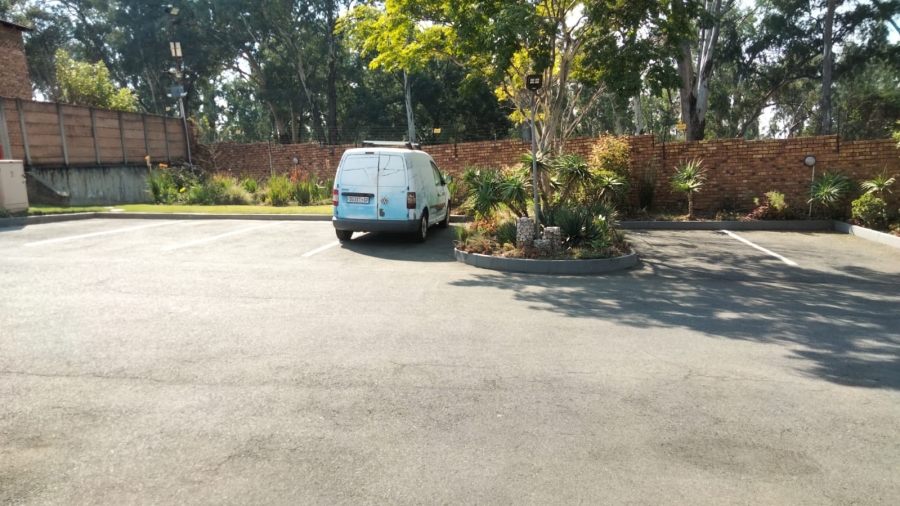 2 Bedroom Property for Sale in Bellairspark Gauteng